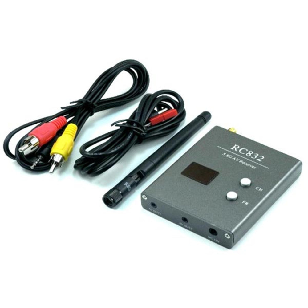 Eachine RC832 5.8GHz 48CH FPV AV Receiver 2dBi 5-8KM Range RP-SMA A/B/E/F Bands NTSC/PAL Auto 12V for RC Drone