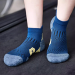 3 Pairs Men's Breathable Sports Socks Wicking Sweat Deodorant Outdoor Running Cycling Fitness Climbing Ankle Socks Comfortable