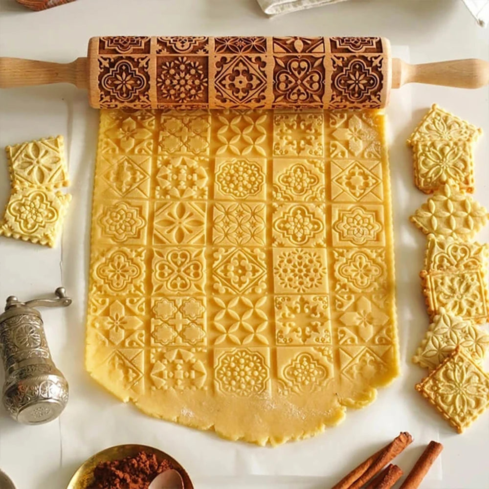 35x4.5cm Wooden Embossed Rolling Pin Biscuit Roller Christmas Baking Biscuit Cake Wooden for Pasta Cookie Dough Pastries Bakery Items Pizza
