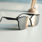 Stylish Oversized Black Sunglasses for Men Women UV400 Protection Anti-glare Eyewear for Daily Travel Driving