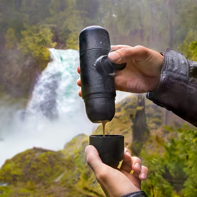 IPRee Portable hand Operated Espresso Machine Italian Espresso Outdoor Camping Coffee Machine For Household Travel And Picnic Use